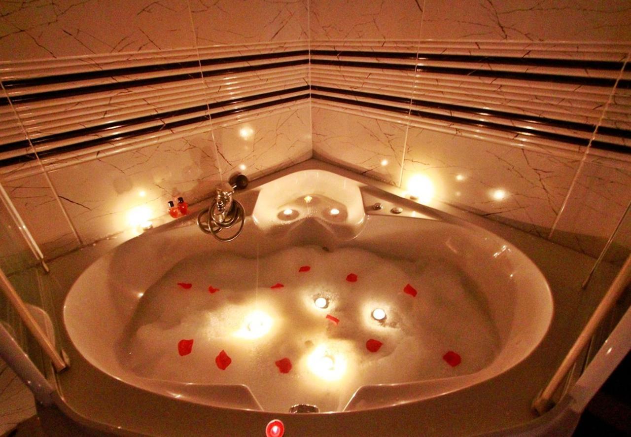 Red House Vip Apartmant Suites Istanbul Eksteriør billede